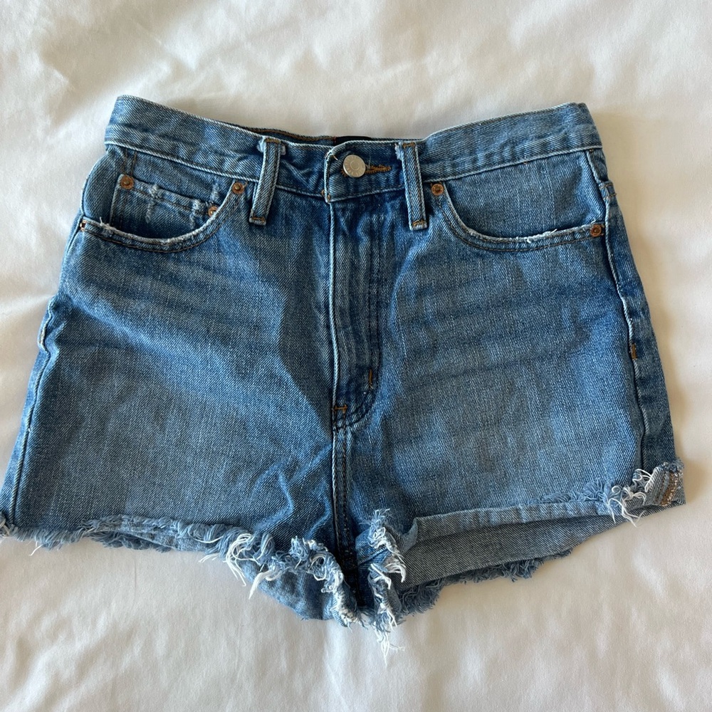 Urban Outfitters BDG size 27 jean shorts